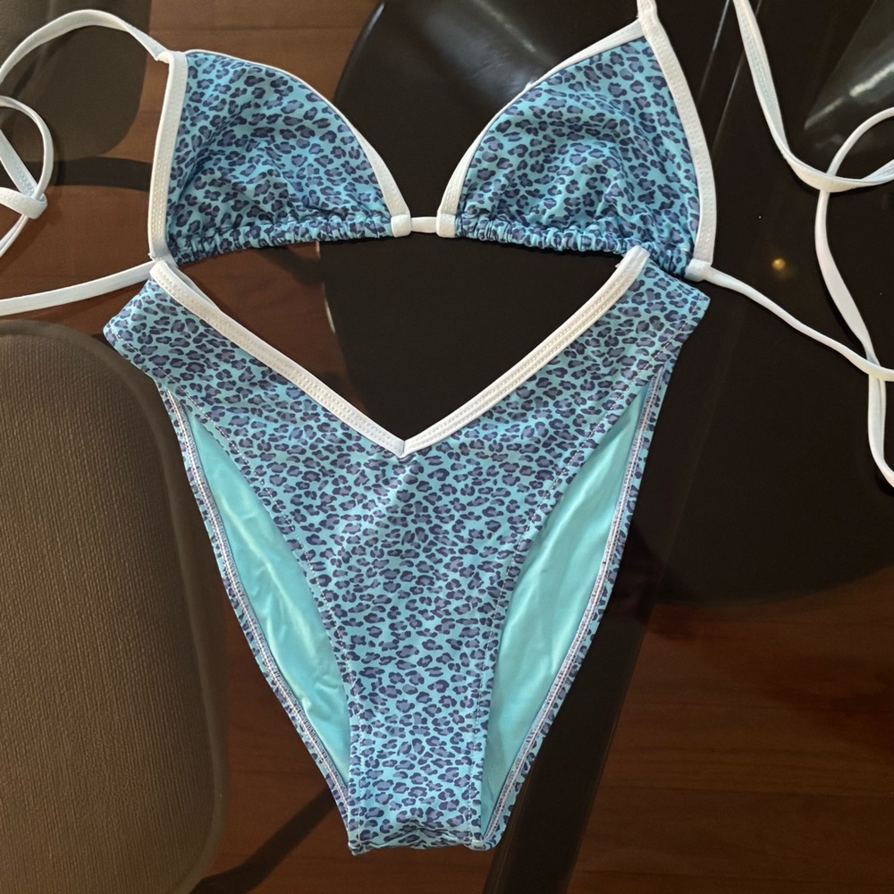 Frankie's Bikinis Cobalt Cheetah - Picture 2 of 4